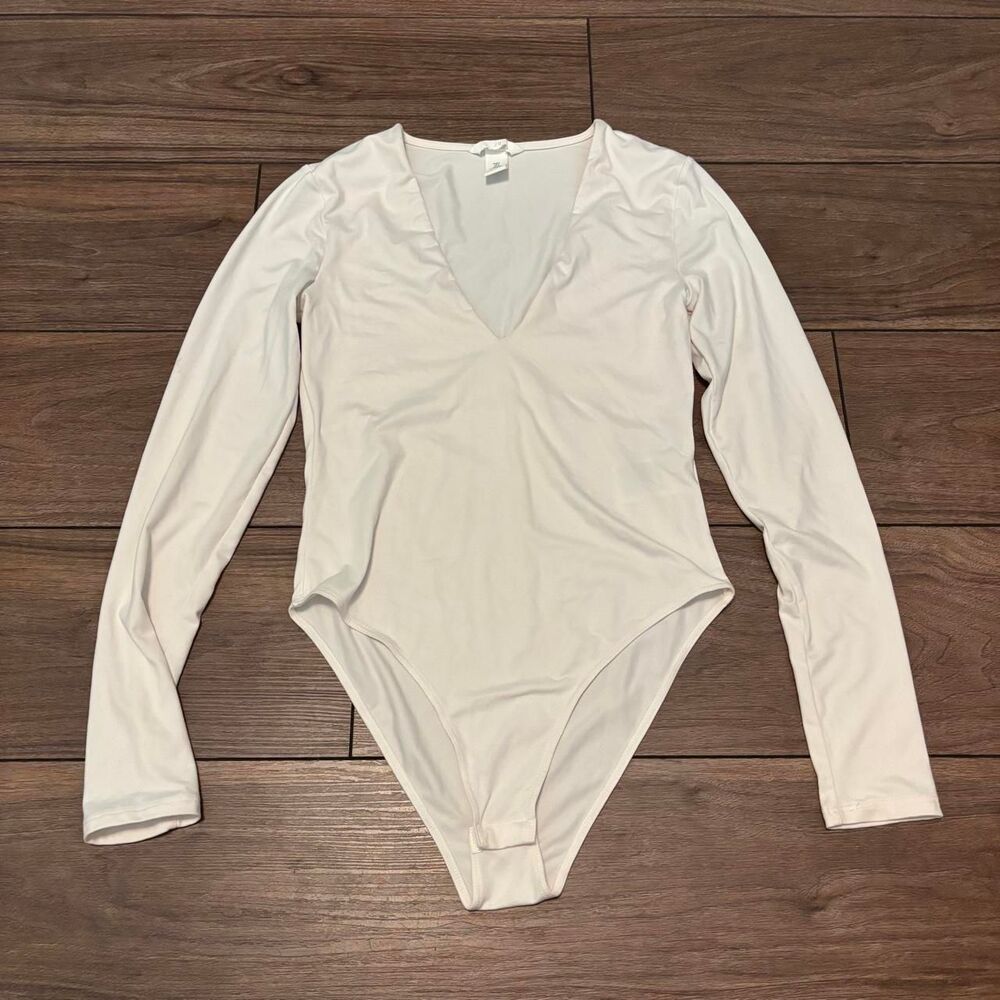 H-m Women's White Bodysuit